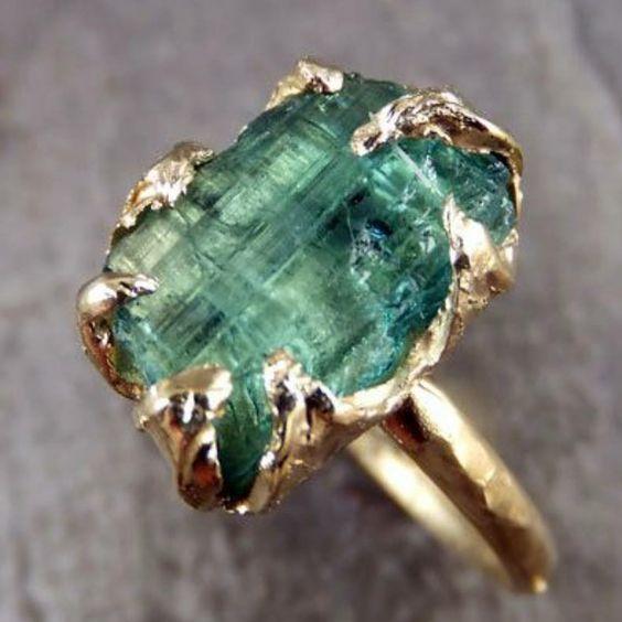Timeless Green Inlaid Glass Ring