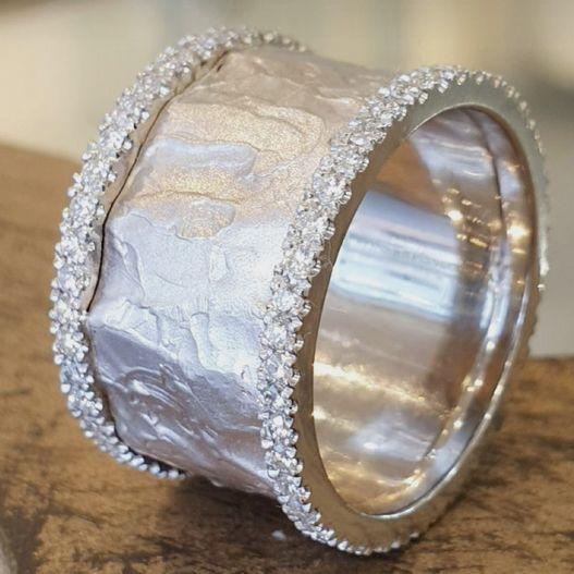 Classic Silvered Zirconia Ring