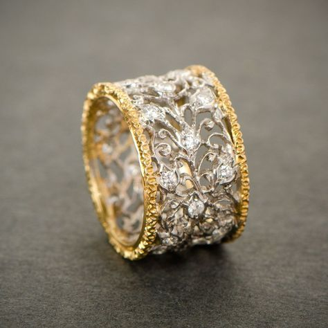 Timeless Zirconia Ivy Ring