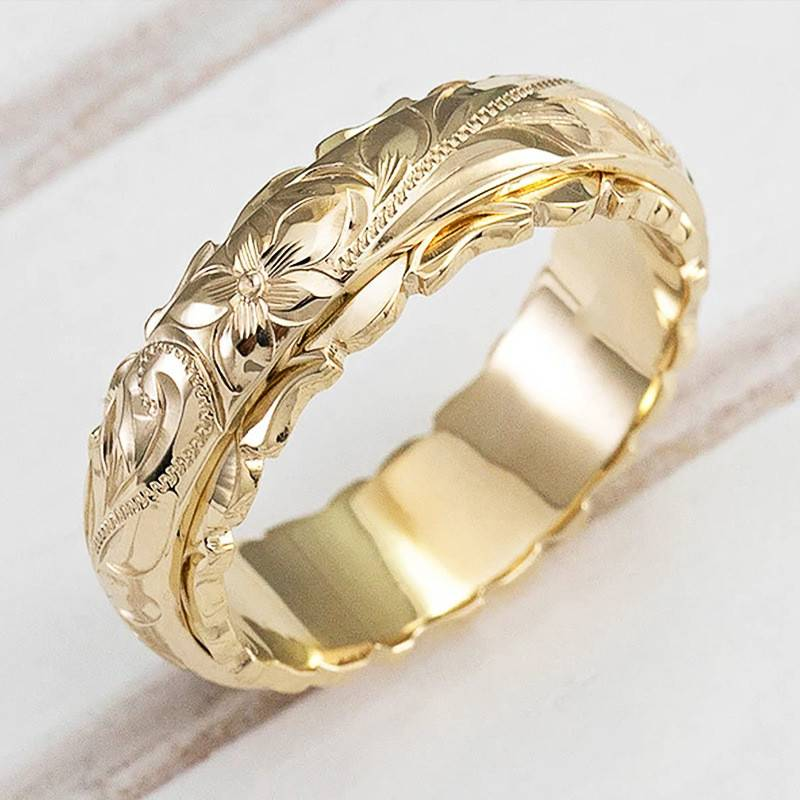 Elegant Gold Flower Ring