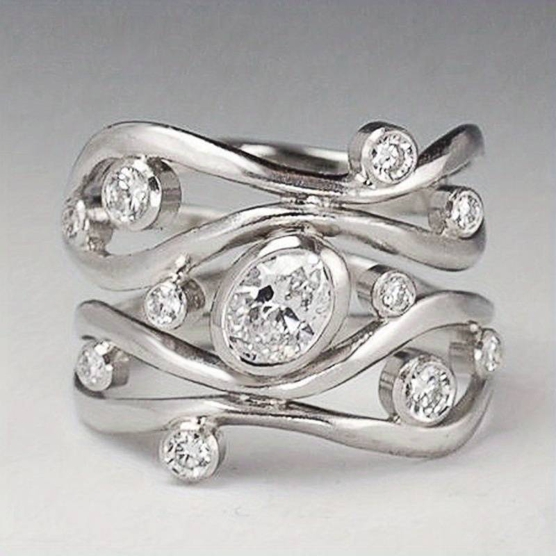 Trendy Silver & Zirconia Loop Ring