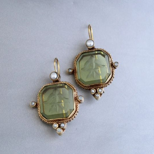 Classic Green Stone & Pearl Earrings