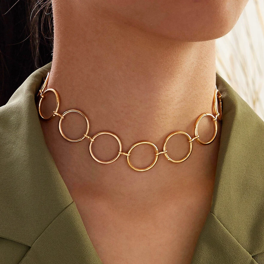 Sleek Circles Golden Necklace