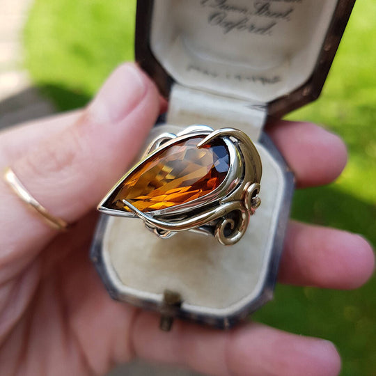 Irregular Oval Shape Crystal Ring