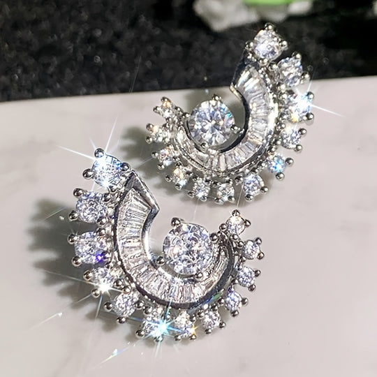 Chic Minimalist Spiral Zirconia Earrings