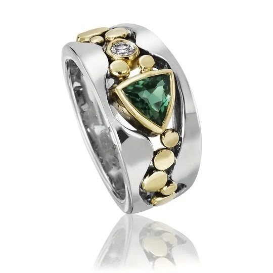Inlaid Green Crystal Ring