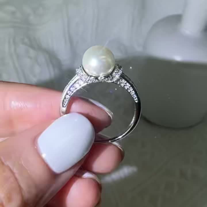 Timeless Freshwater Pearls Ring