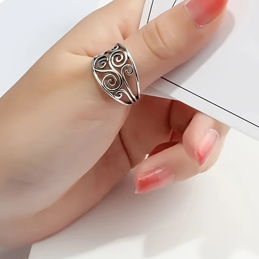 Hollow Wide Band Ring