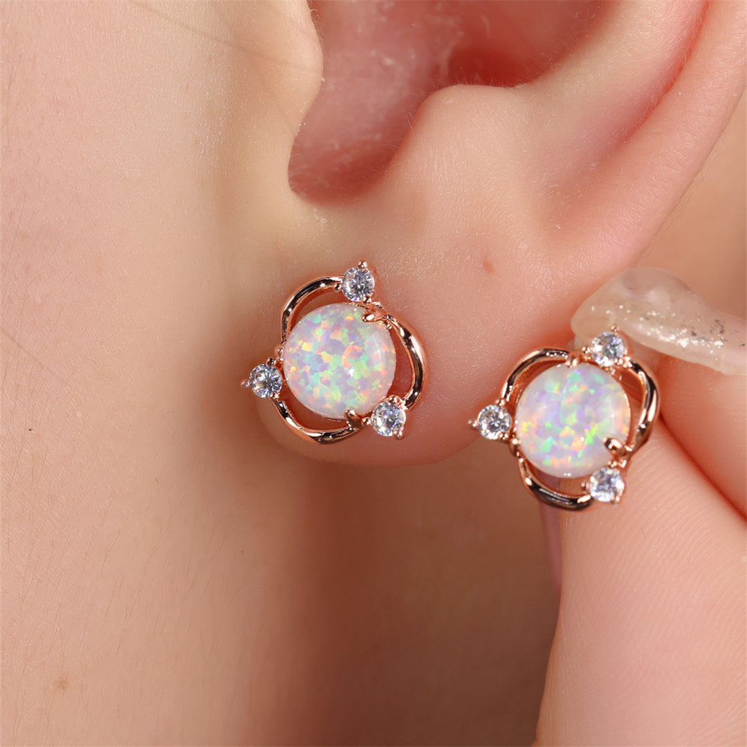 Exquisite Classic Flower Stud Earrings