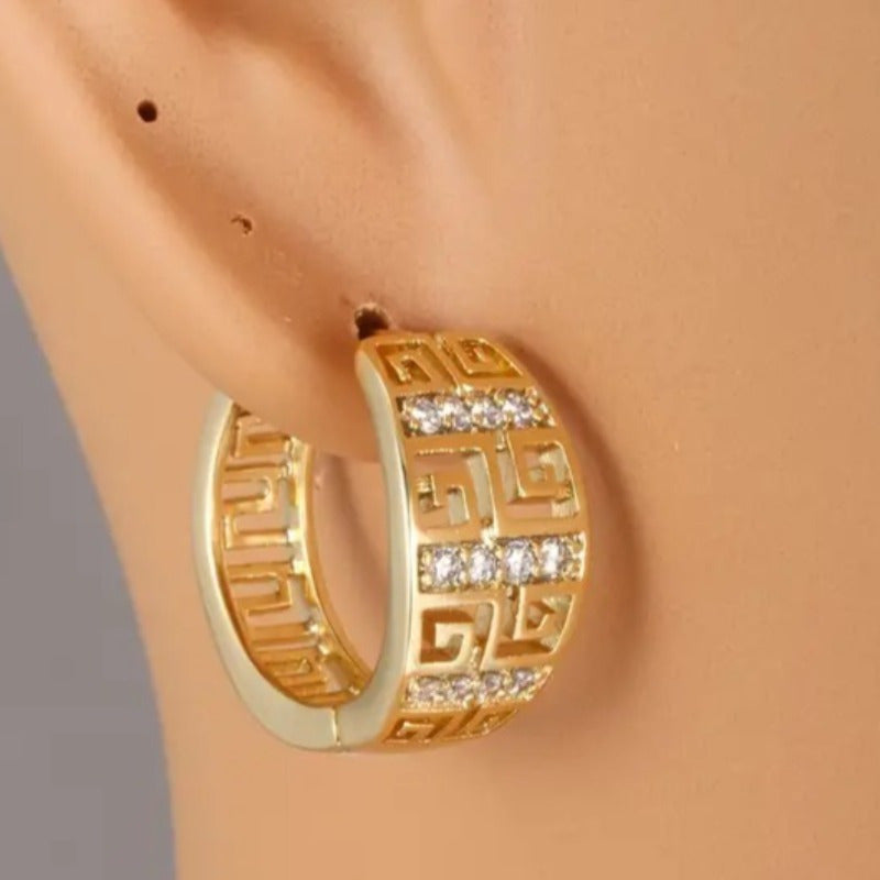 Elegant Retro Hoop Earrings
