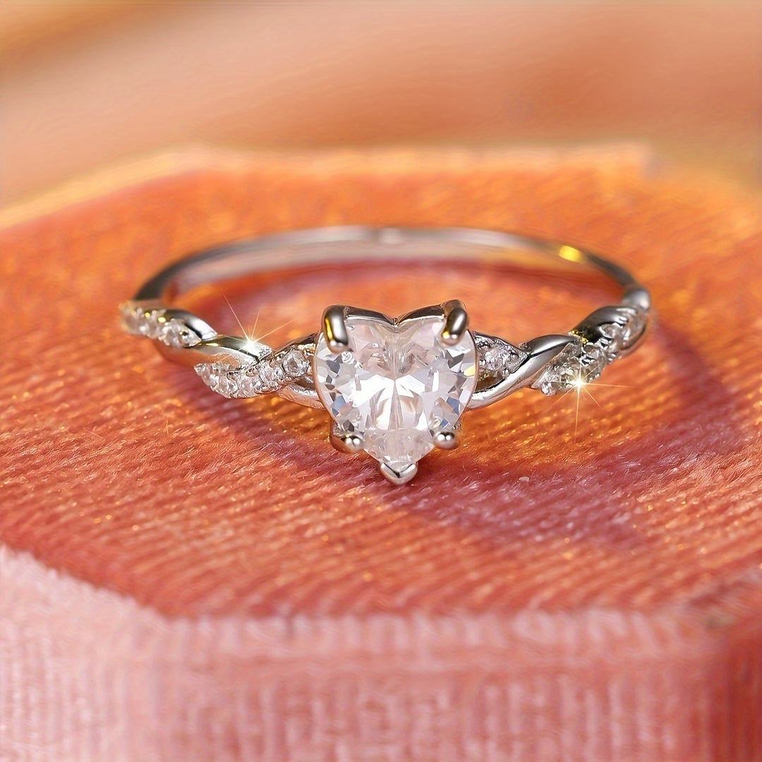 Heart Zirconia Twist Ring
