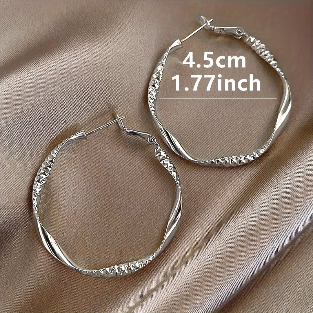 Simple Rippled Round Earrings