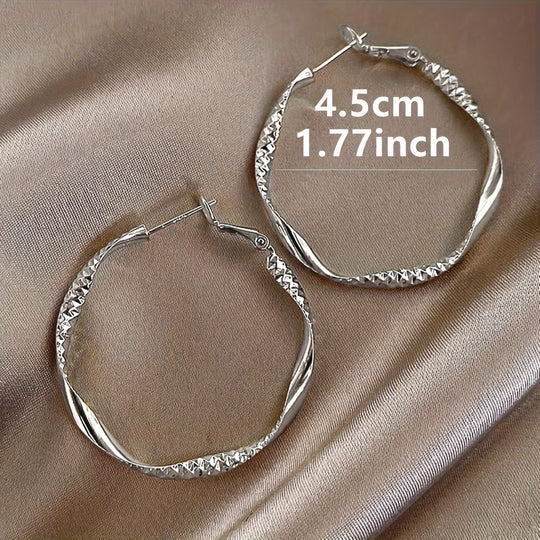 Simple Rippled Round Earrings