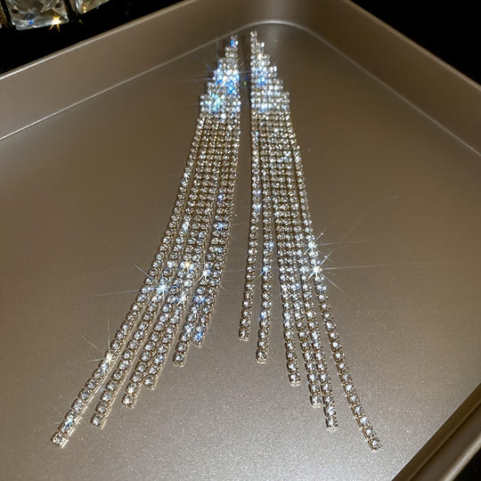 Sparkling Elegant Minimalist Bling Tassel