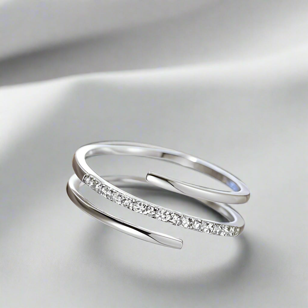 Simple White Zirconia Spiral Ring