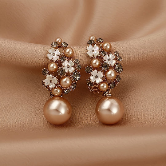 Stylish Floral Dangle Earrings