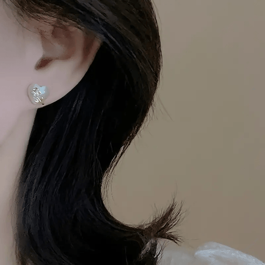 Minimalist Heart Shape Rose Earrings