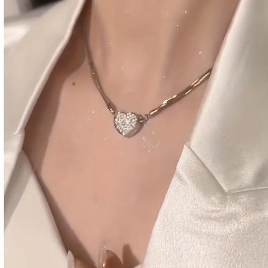 Modern Heart-Shaped Zircon Multilayer Magnet Necklace