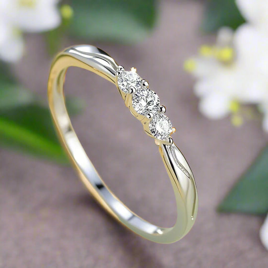 Simple White Zirconia Ring