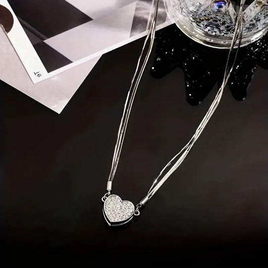 Modern Heart-Shaped Zircon Multilayer Magnet Necklace