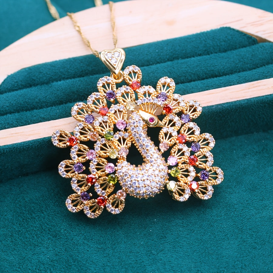 Stylish Peacock-Inspired Pendant Necklace