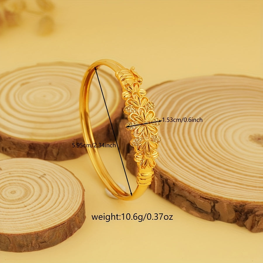Elegant Classic Hollow Bangle