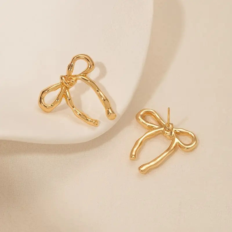 Chic Classic Bow Earrings