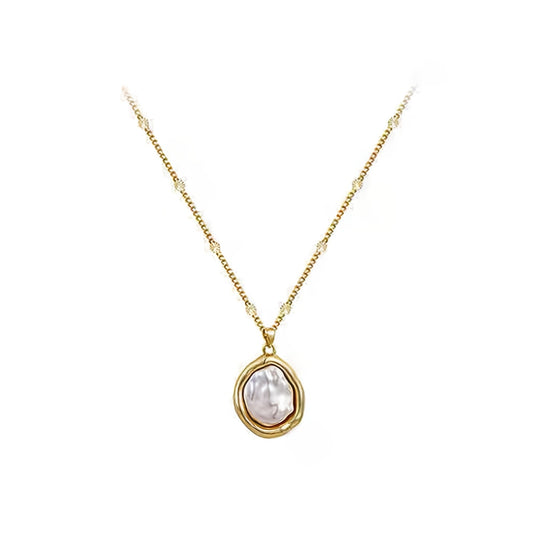 Elegant Imitation Pearl Pendant Necklace