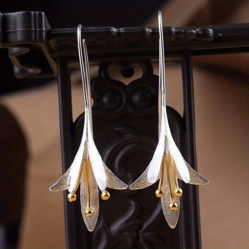 Timeless Flowers Dangle Earrings