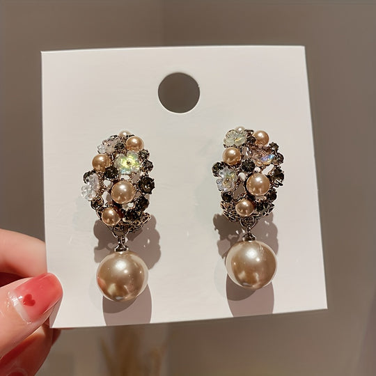 Stylish Floral Dangle Earrings