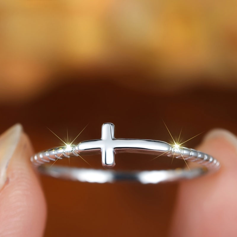 Minimalist Cross Ring