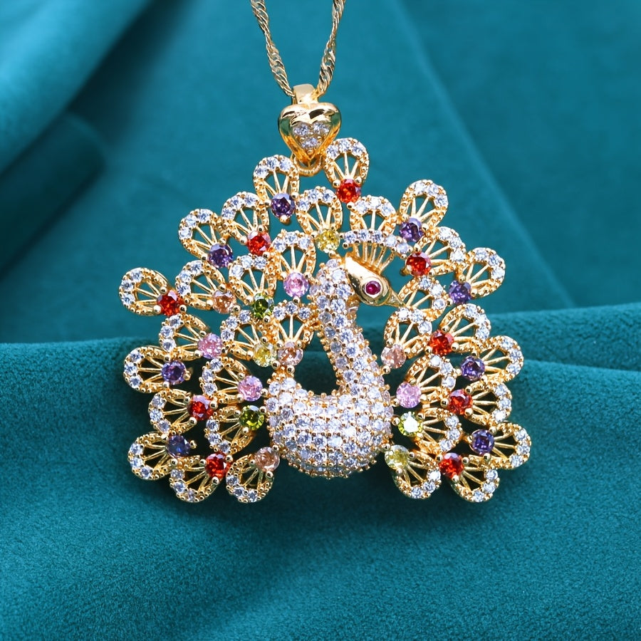 Stylish Peacock-Inspired Pendant Necklace