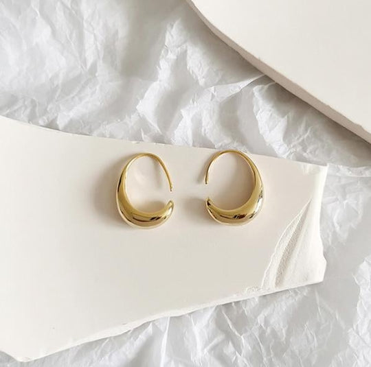 Elegant Gold Earrings