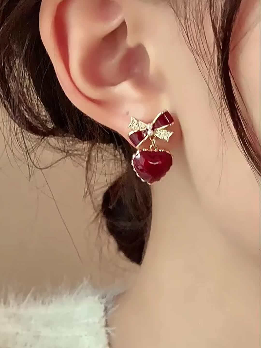 Stylish Chic Elegance Dangle Earrings