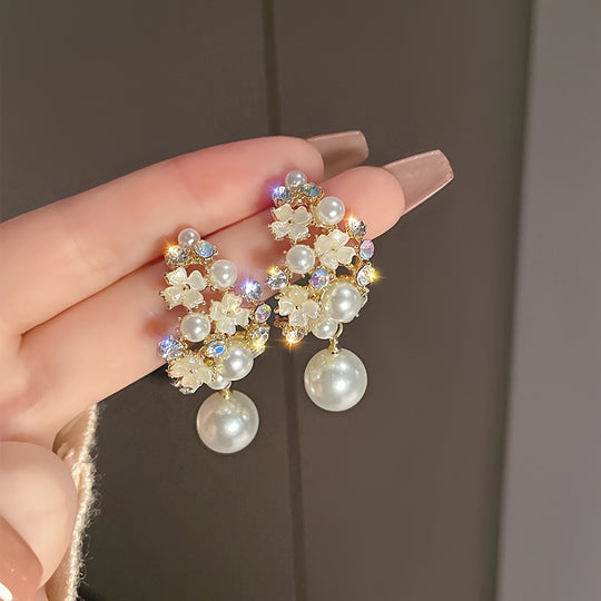 Stylish Floral Dangle Earrings
