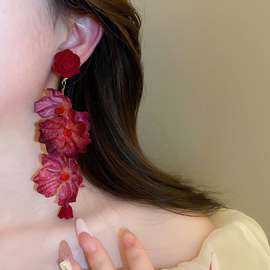 Fashionable Red Rose Earrings