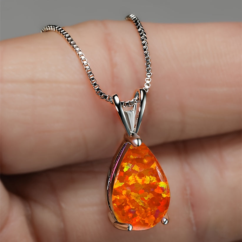 Water Droplet Three-Claw Pendant Necklace