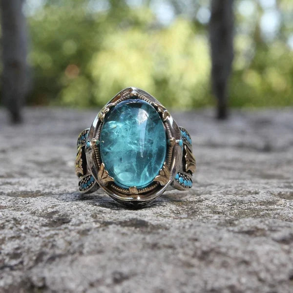 Timeless Sapphire Carving Ring
