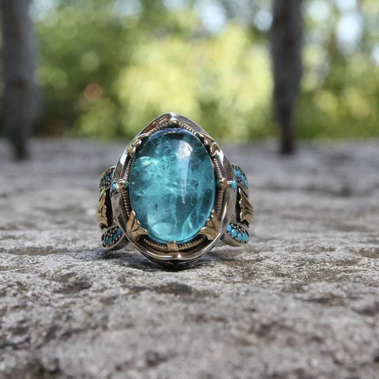 Timeless Sapphire Carving Ring