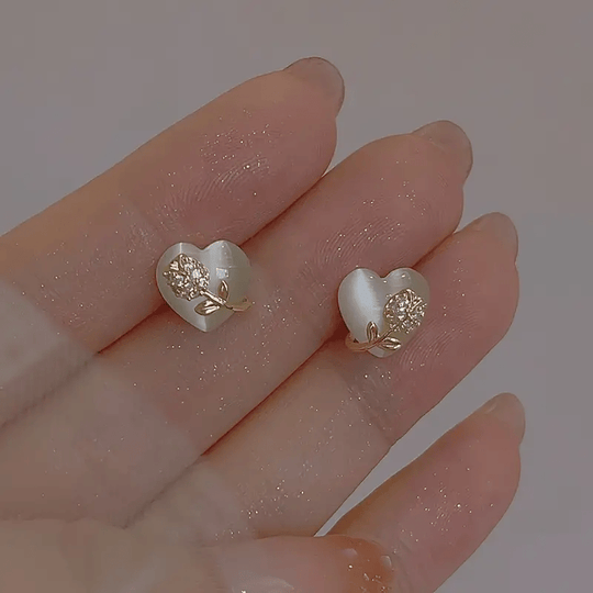 Minimalist Heart Shape Rose Earrings