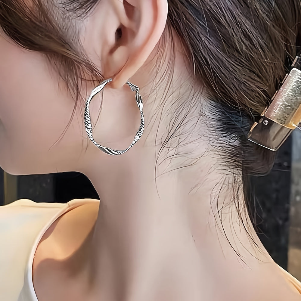 Simple Rippled Round Earrings