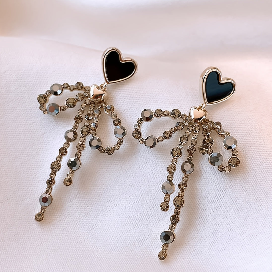 Elegant Heart-Shaped Bow Earrings