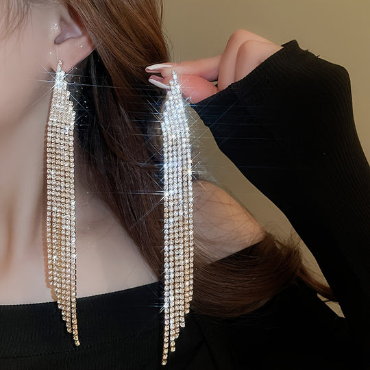 Sparkling Elegant Minimalist Bling Tassel