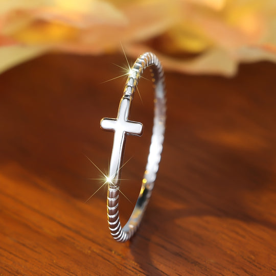 Minimalist Cross Ring