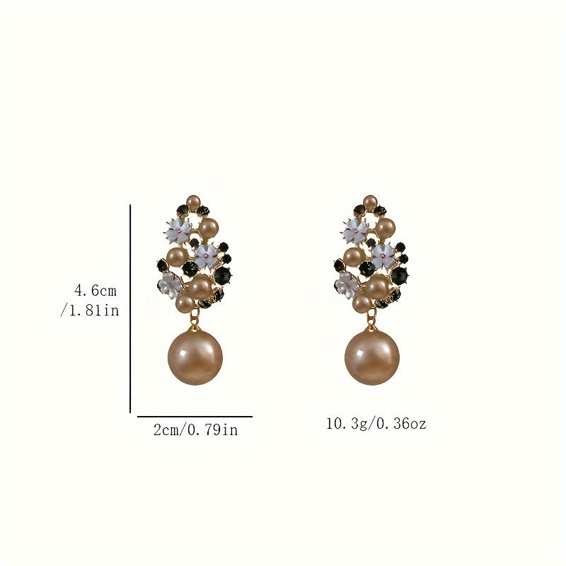 Stylish Floral Dangle Earrings