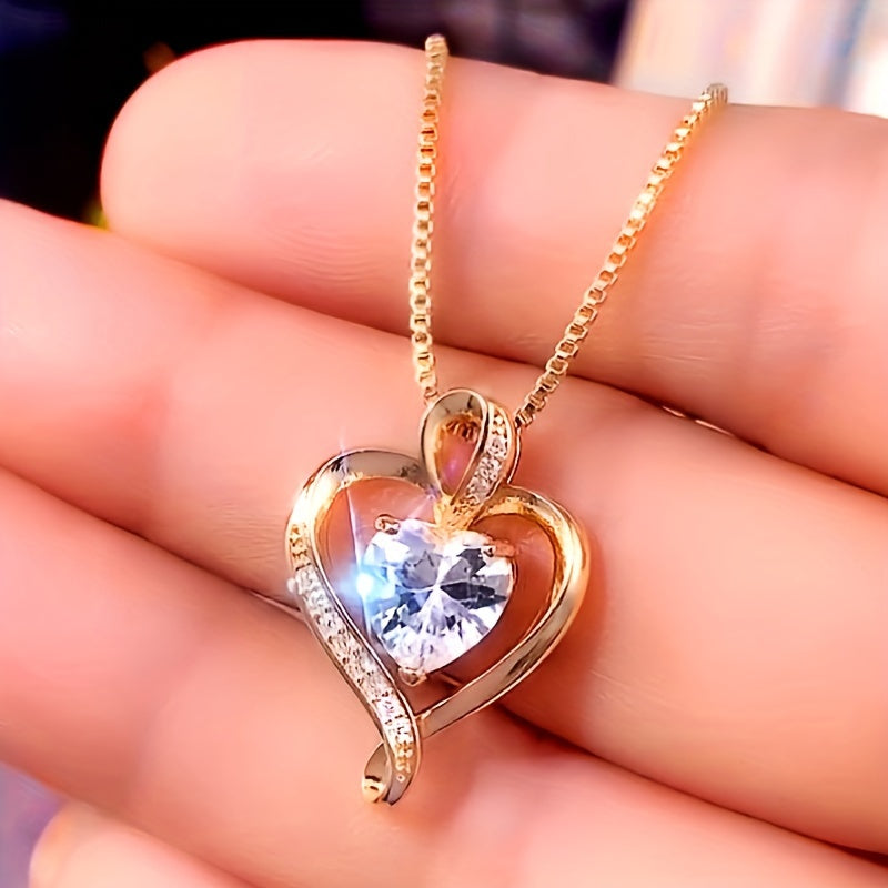 Elegant Minimalist Heart Pendant Necklace