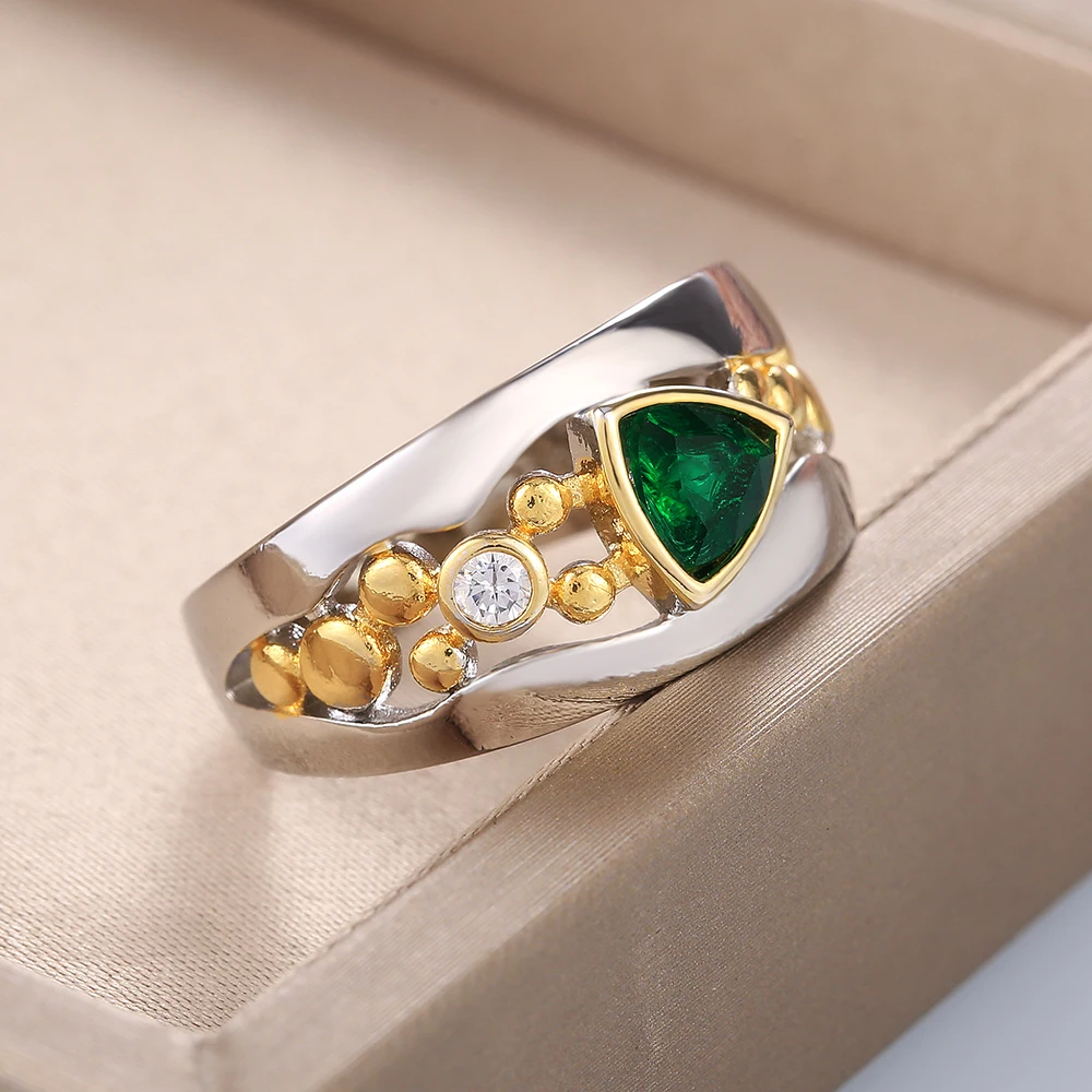 Inlaid Green Crystal Ring